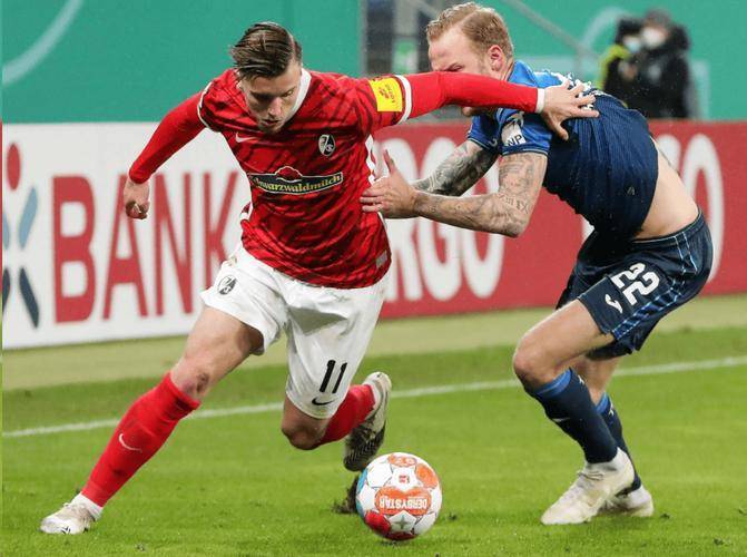 德甲生死战！埃沃斯堡主场冲甲，海登海姆客场逆袭？